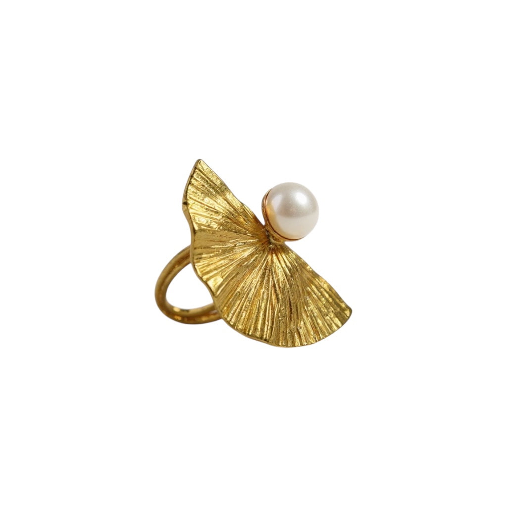 Lucea Ring